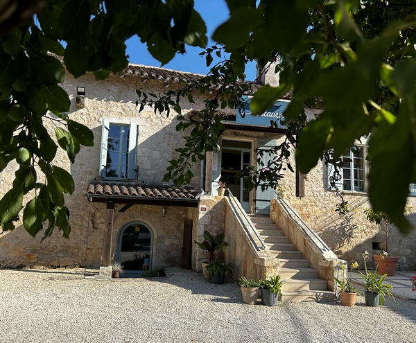 restaurant-renaissance-entrée